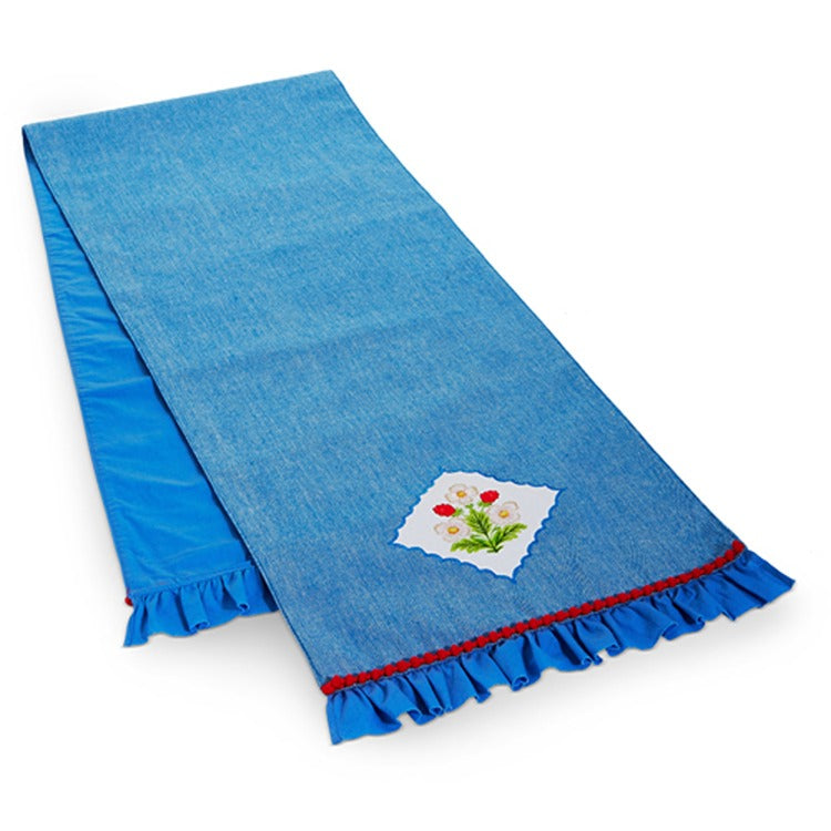 Blossom Trellis Table Runner