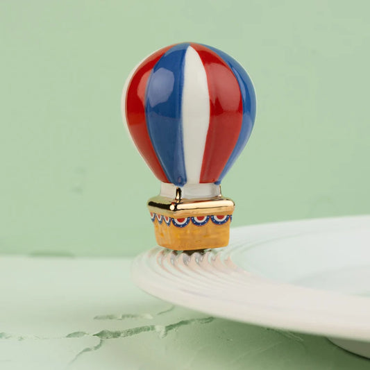 Red white and Balloon