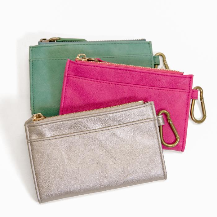 BOBBIE BIFOLD WALLET WITH CARABINER