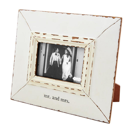 MR. & MRS. DISTRESSED FRAME