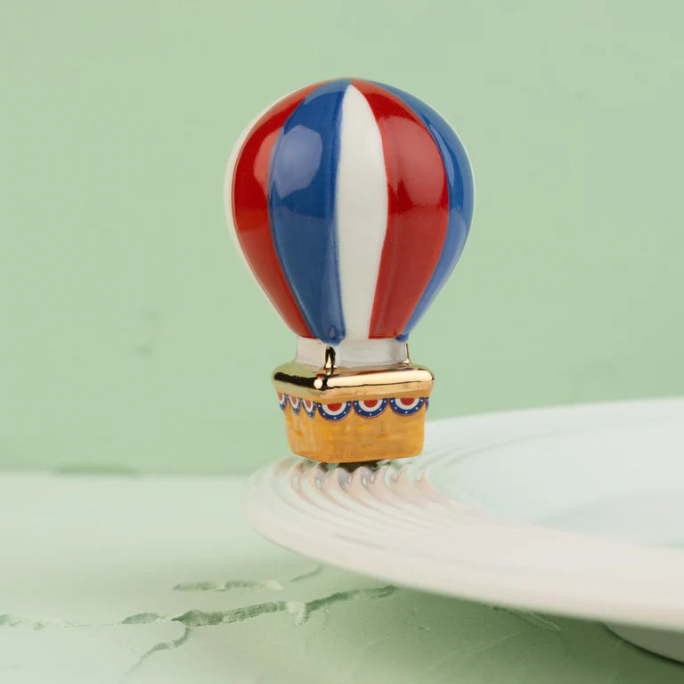 Red white and Balloon