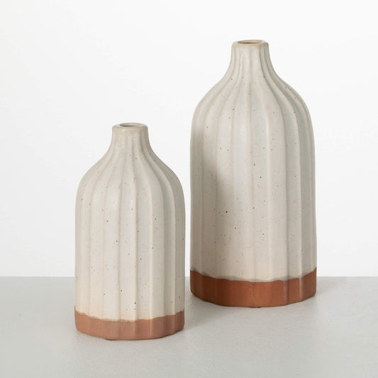 RIBBED CERAMIC VASE